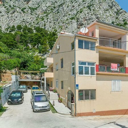 Apartment Ivanka Omiš Eksteriør bilde