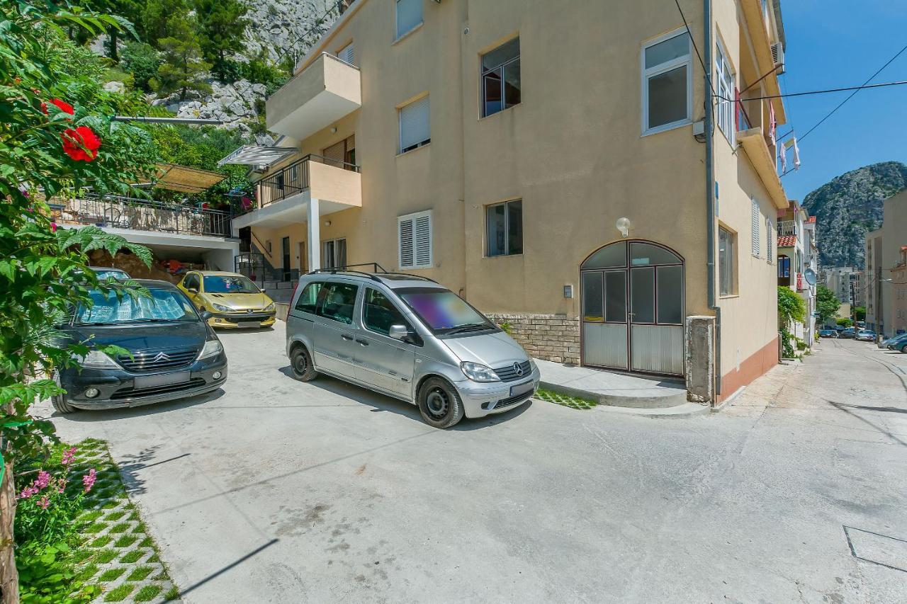 Apartment Ivanka Omiš Eksteriør bilde