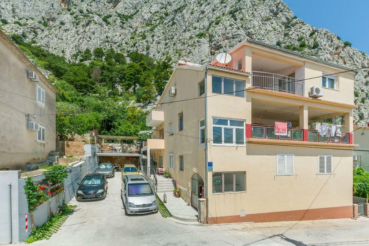 Apartment Ivanka Omiš Eksteriør bilde